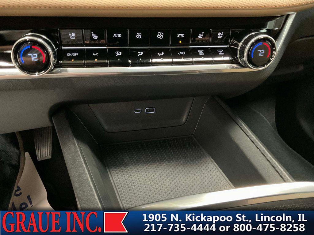 used 2025 Chevrolet Equinox car, priced at $34,468