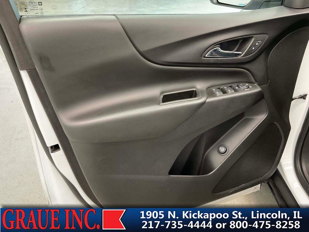used 2024 Chevrolet Equinox car, priced at $26,490