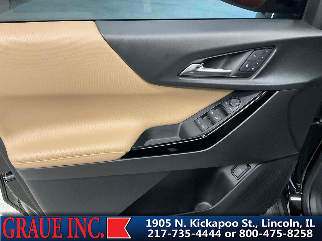 used 2025 Chevrolet Equinox car, priced at $32,865