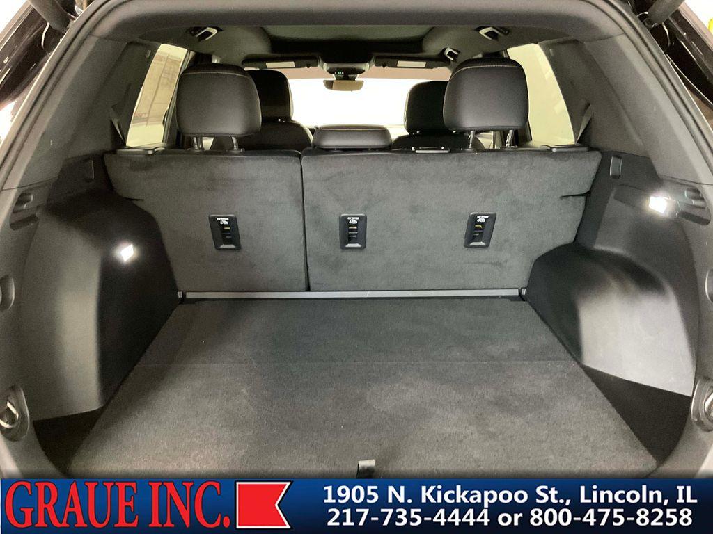 used 2025 Chevrolet Equinox car, priced at $32,865