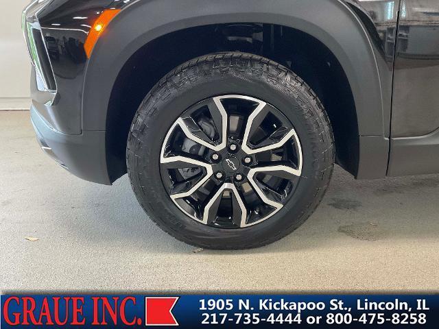 used 2025 Chevrolet TrailBlazer car, priced at $32,930