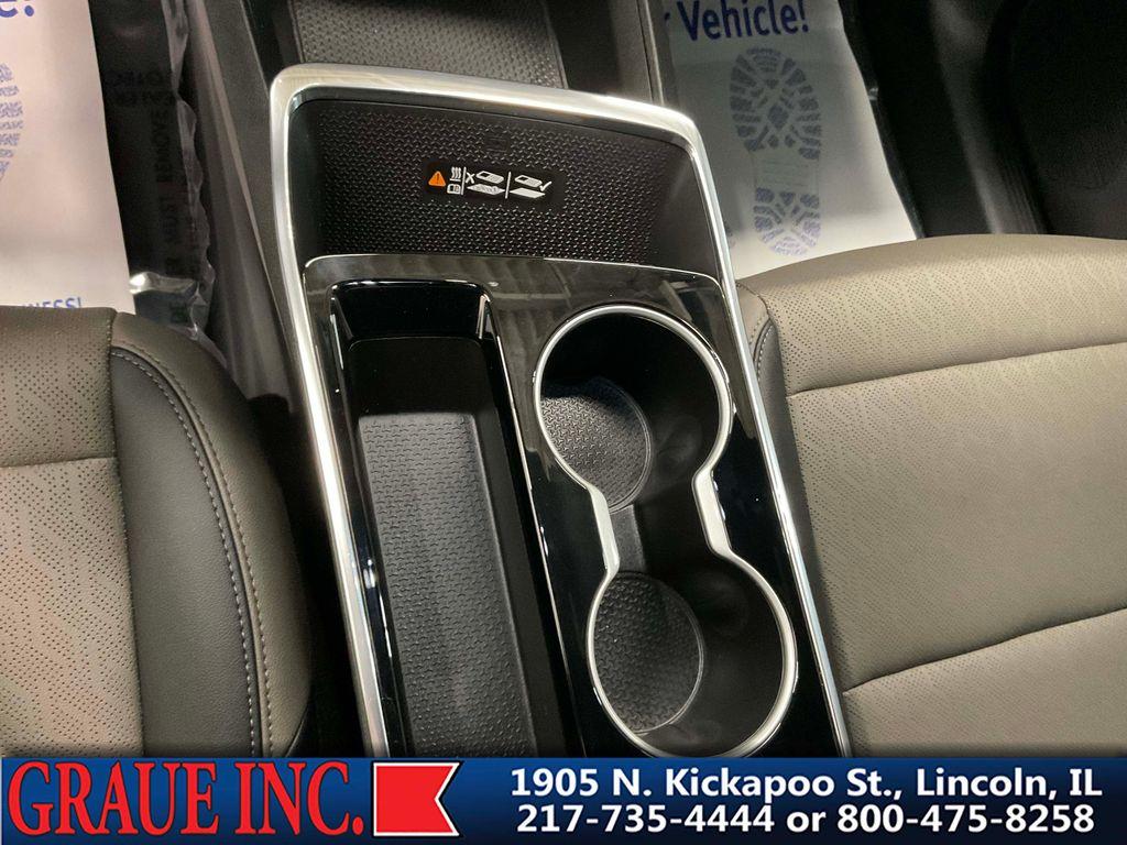 used 2025 Chevrolet Equinox car, priced at $28,739