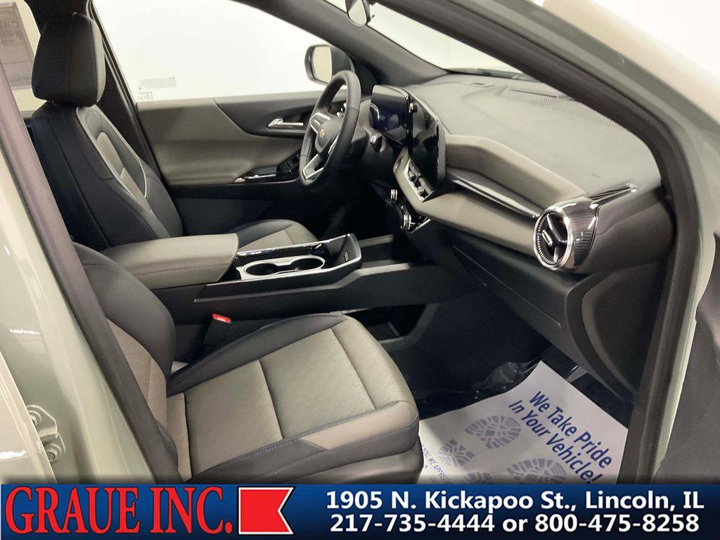 used 2025 Chevrolet Equinox car, priced at $28,739