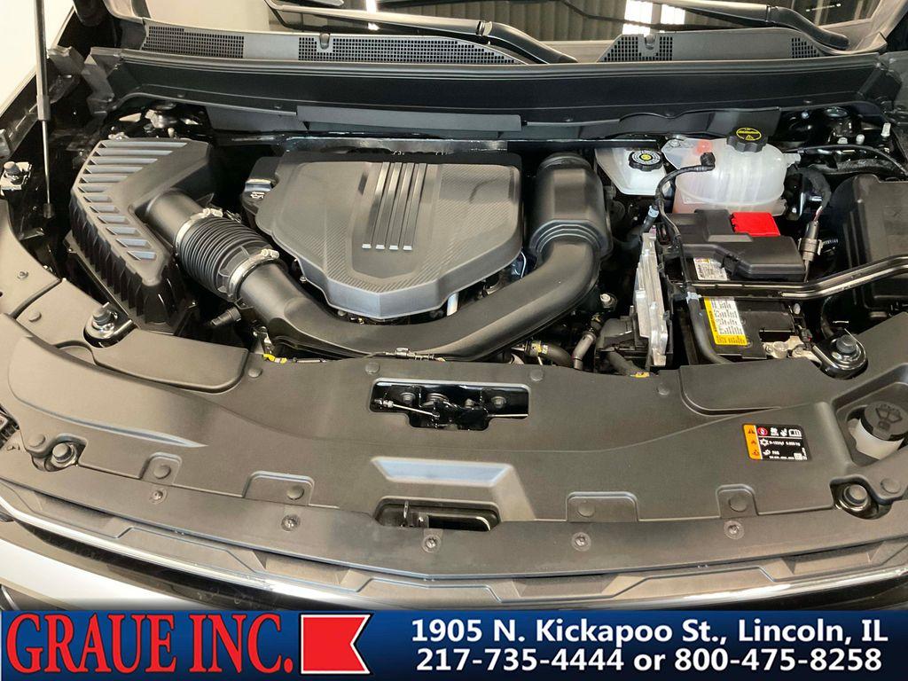 used 2025 Chevrolet Traverse car, priced at $37,970