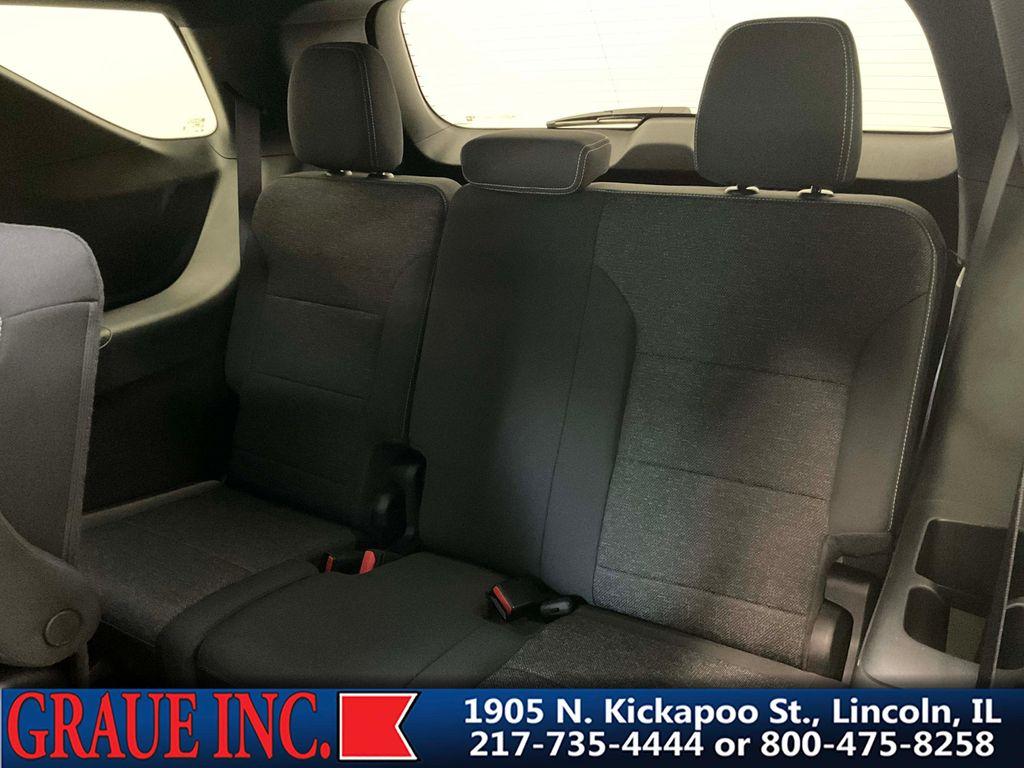 used 2025 Chevrolet Traverse car, priced at $37,970