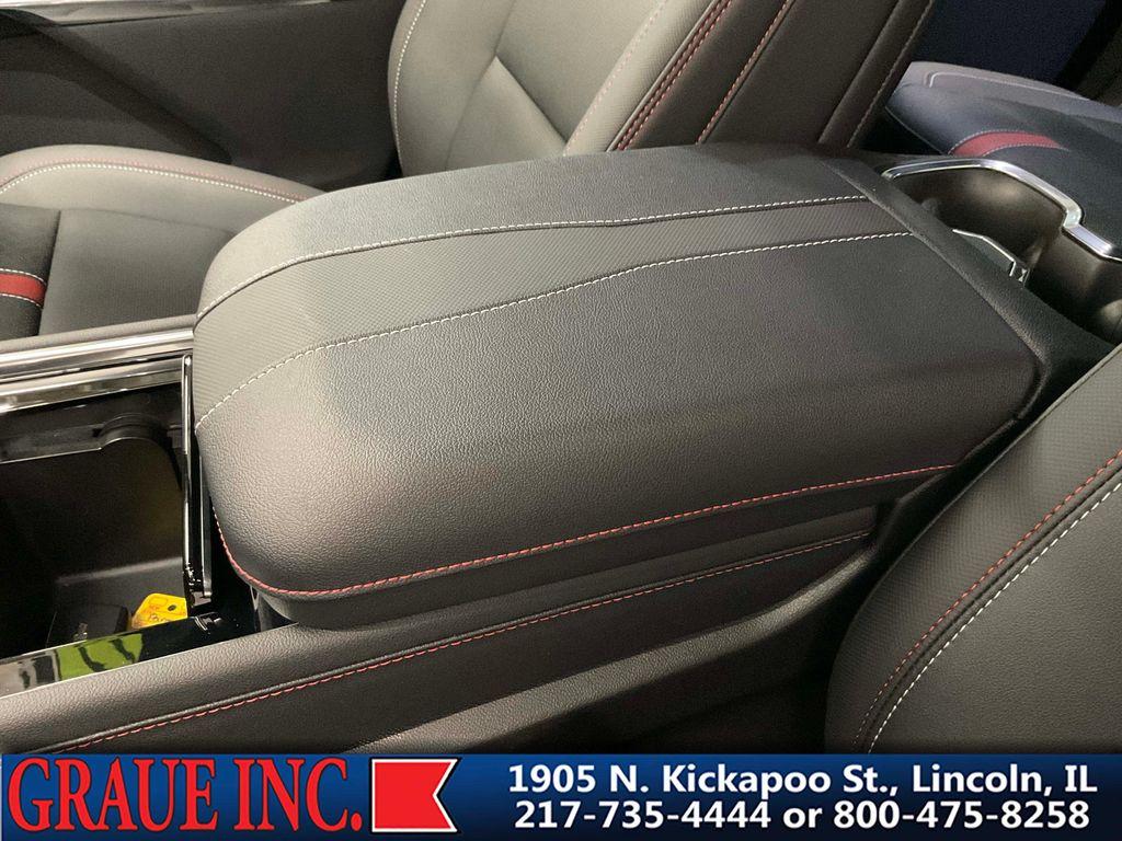 used 2024 Chevrolet Traverse car, priced at $54,893