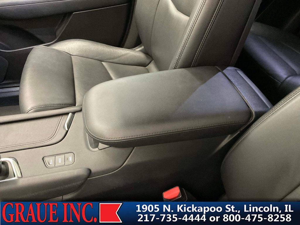 used 2019 Cadillac XT5 car, priced at $19,878
