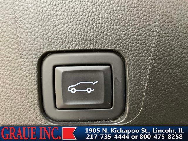 used 2023 Chevrolet Traverse car, priced at $34,995
