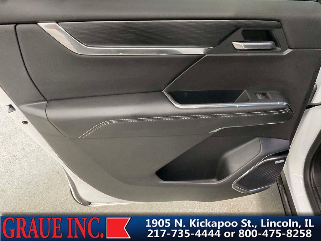used 2025 GMC Acadia car, priced at $39,995