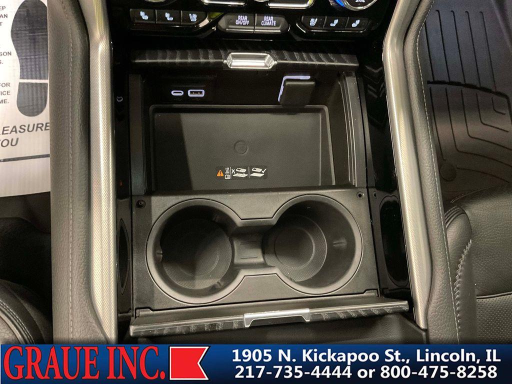 used 2021 GMC Yukon XL car, priced at $32,987