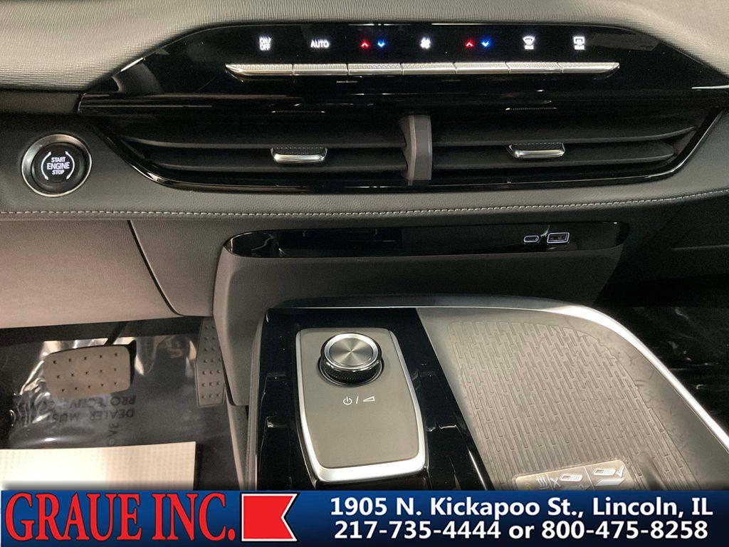 used 2025 Buick Enclave car, priced at $47,979