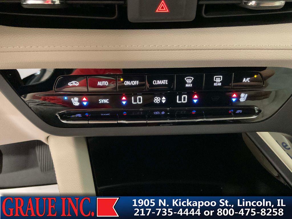 used 2022 Buick Envision car, priced at $34,995