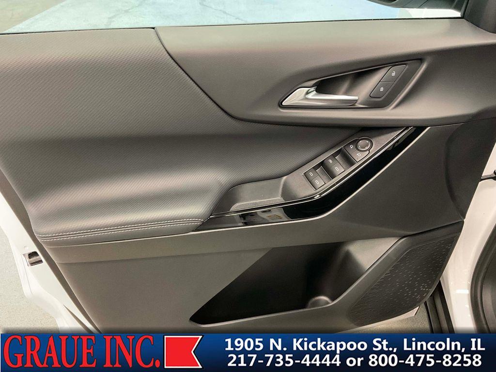 used 2025 Chevrolet Equinox car, priced at $26,787