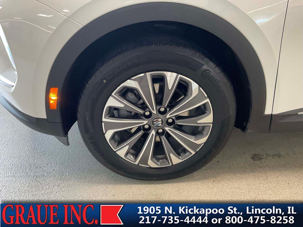 used 2024 Buick Envision car, priced at $30,787