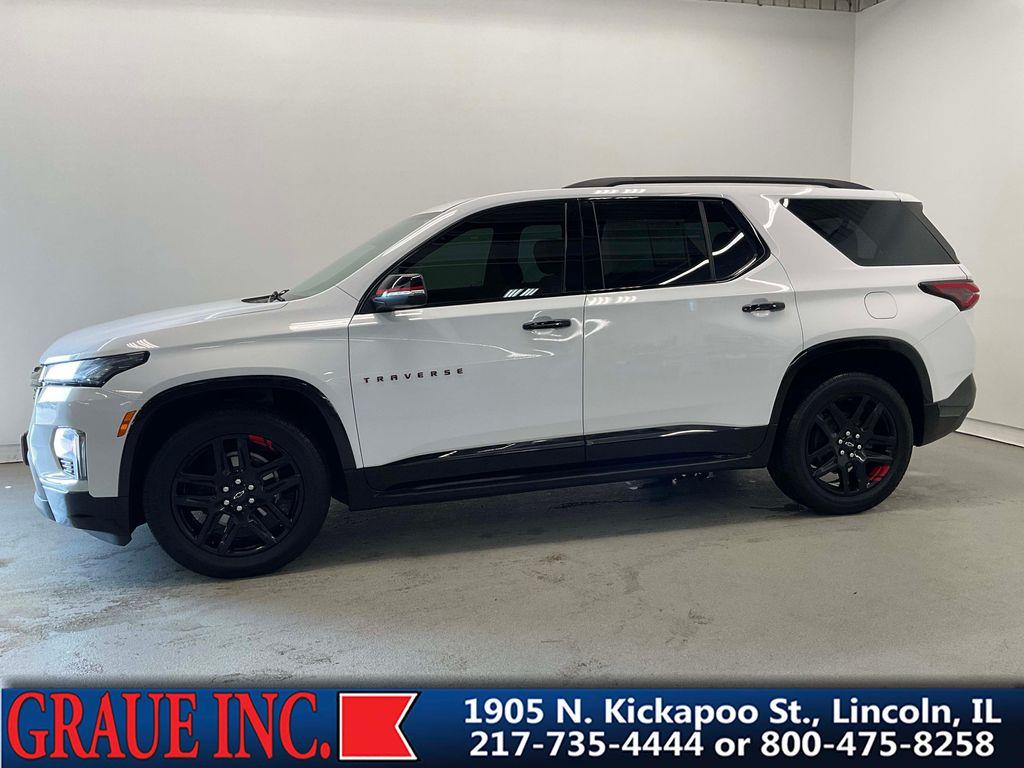 used 2022 Chevrolet Traverse car, priced at $32,900