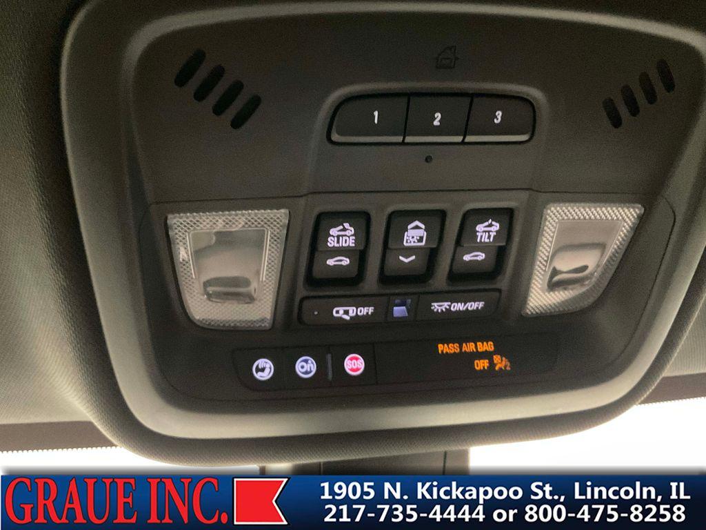 used 2022 Chevrolet Traverse car, priced at $32,900