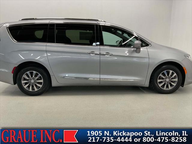 used 2020 Chrysler Pacifica car