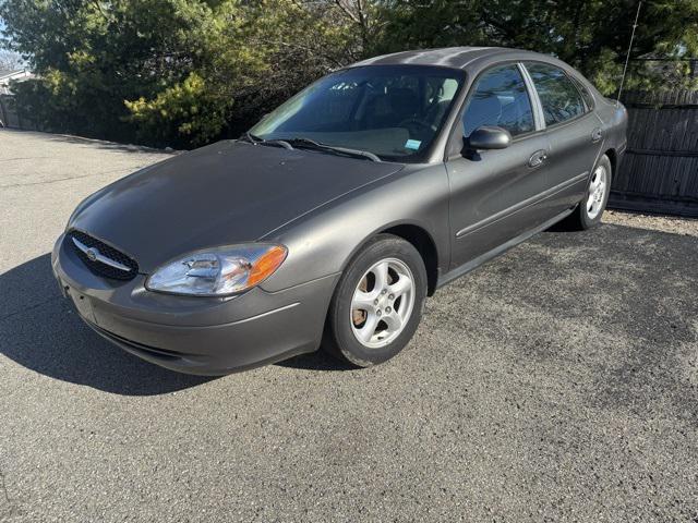 used 2002 Ford Taurus car, priced at $3,495