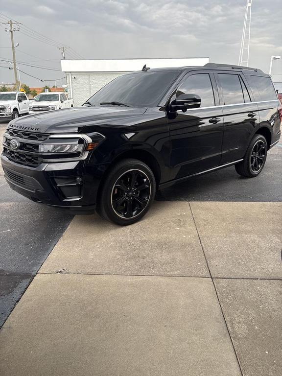 used 2023 Ford Expedition car, priced at $57,499