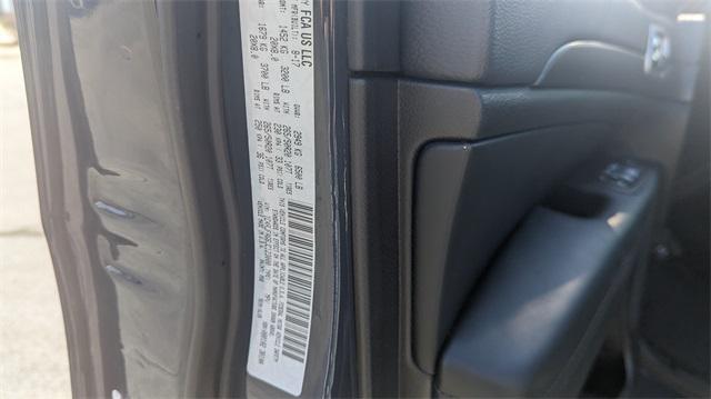 used 2018 Jeep Grand Cherokee car, priced at $18,988