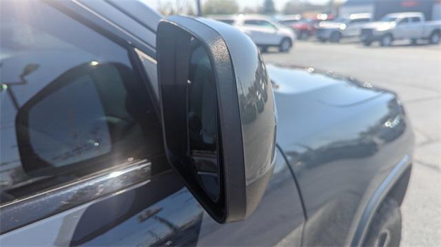 used 2018 Jeep Grand Cherokee car, priced at $18,988