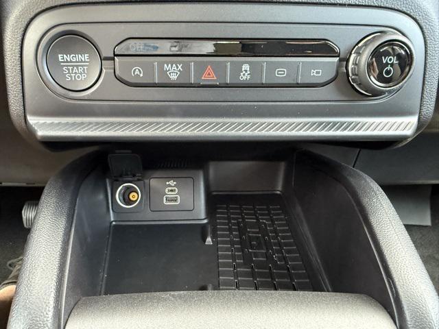 new 2025 Ford Bronco Sport car, priced at $35,180