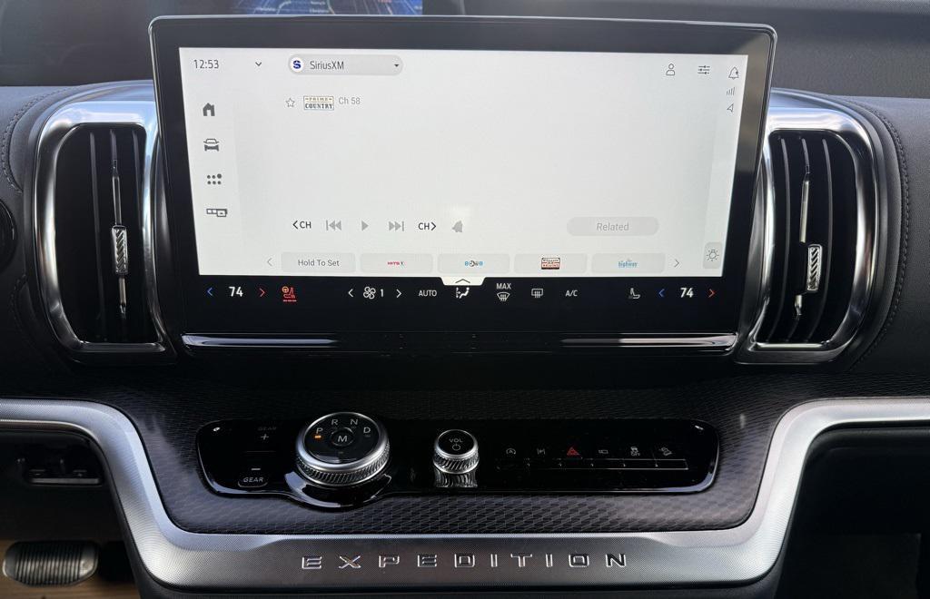 new 2025 Ford Expedition Max car