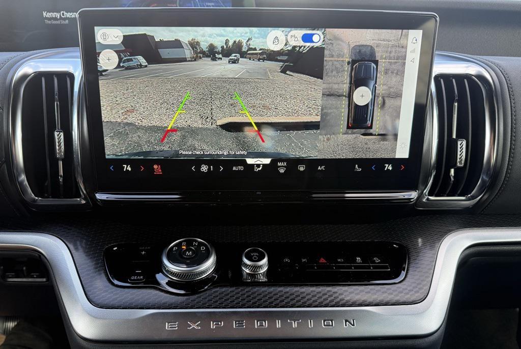 new 2025 Ford Expedition Max car