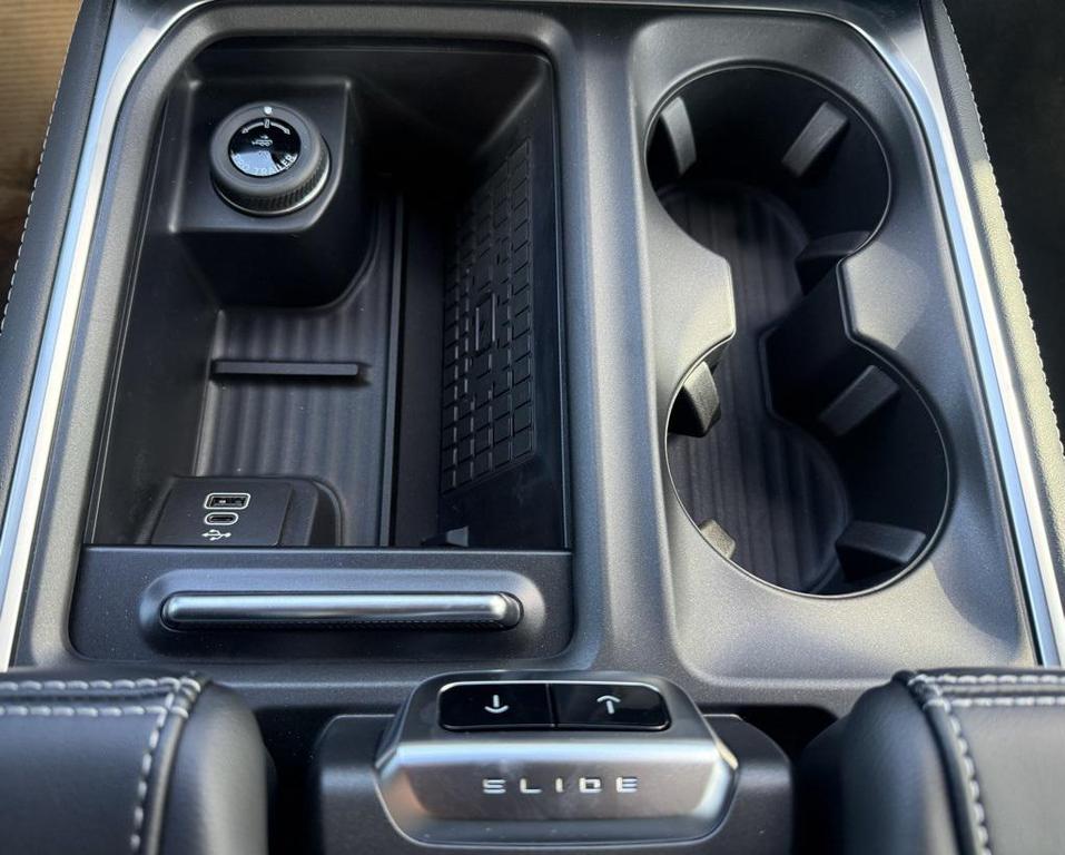 new 2025 Ford Expedition Max car