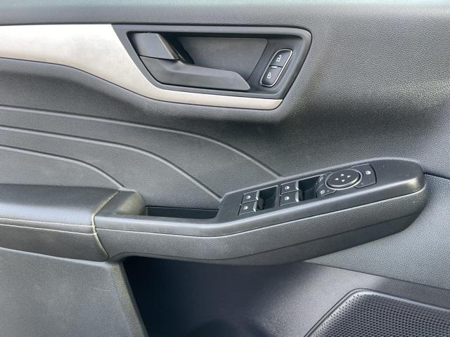 used 2022 Ford Escape car, priced at $25,985