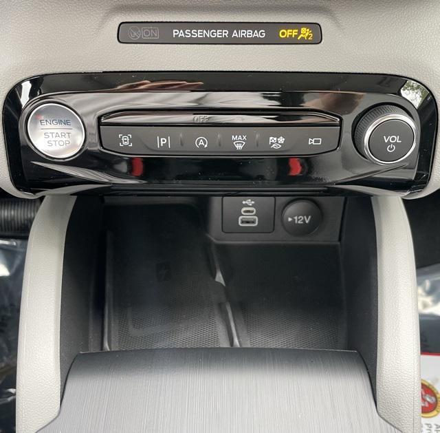 new 2025 Ford Escape car