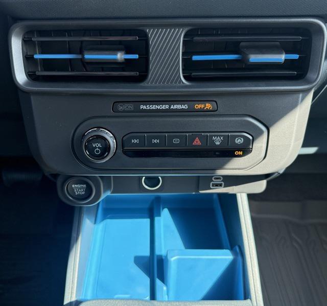 new 2025 Ford Maverick car