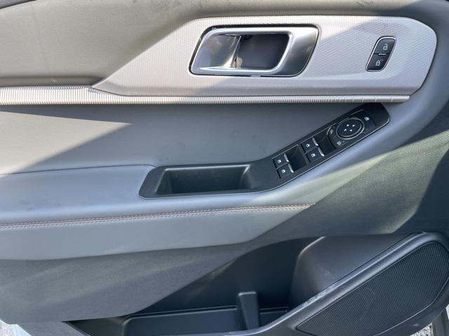 new 2025 Ford Explorer car, priced at $50,755