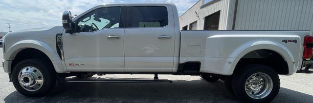 new 2025 Ford F-450 car, priced at $93,290