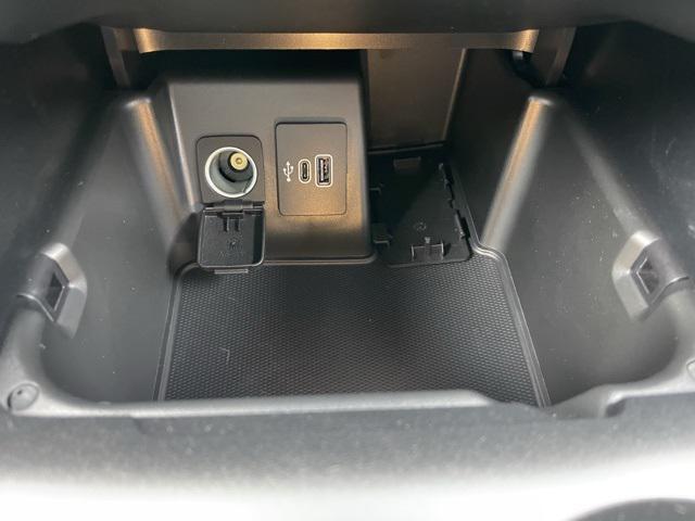 new 2025 Ford Explorer car