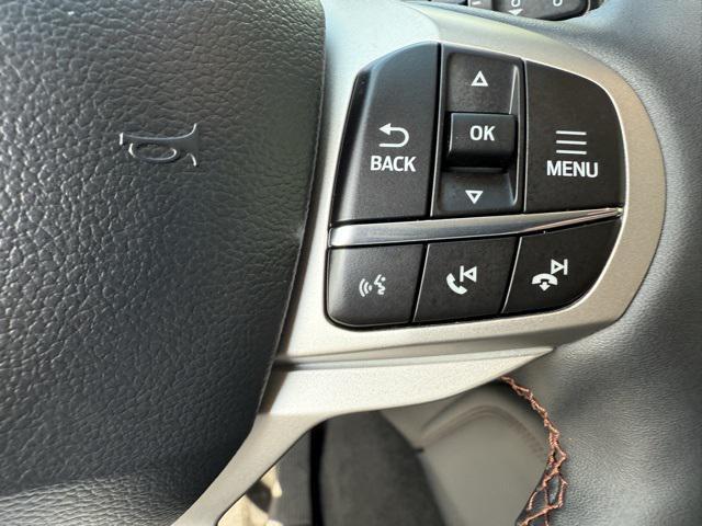 new 2025 Ford Explorer car, priced at $51,550