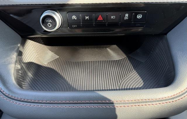 new 2025 Ford Explorer car, priced at $50,755