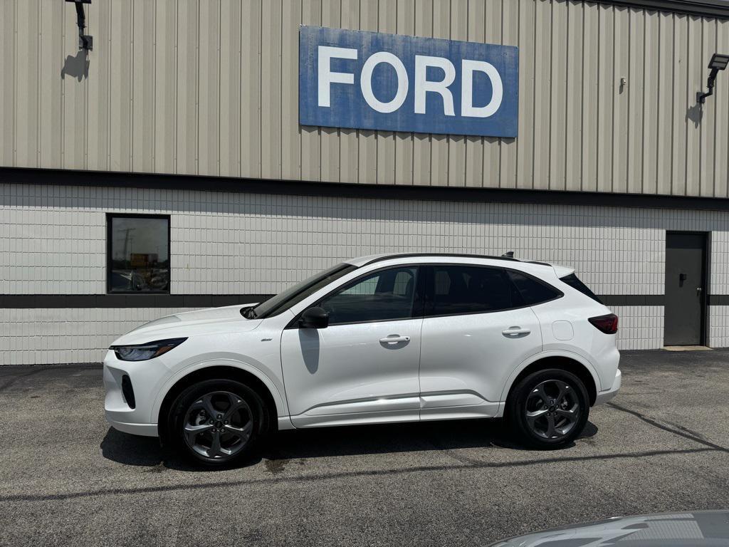 used 2024 Ford Escape car, priced at $30,580