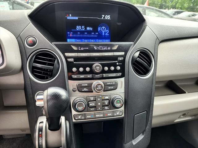 used 2013 Honda Pilot car, priced at $7,500