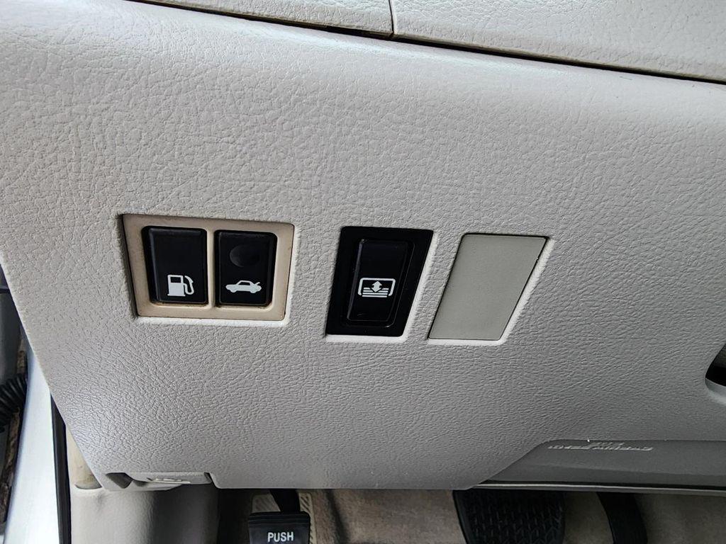 used 2007 Toyota Avalon car, priced at $10,500