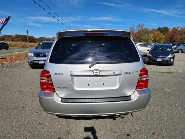 used 2002 Toyota Highlander car, priced at $6,500