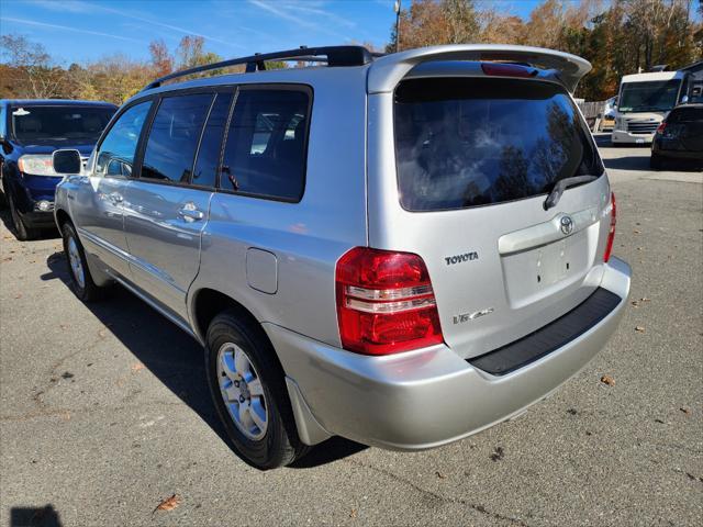 used 2002 Toyota Highlander car, priced at $6,500