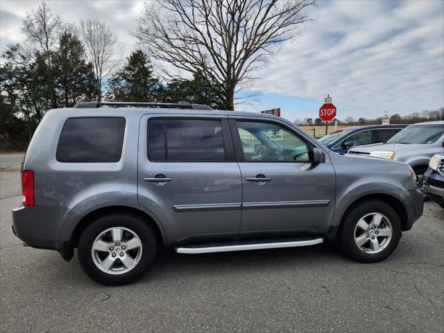 used 2009 Honda Pilot car, priced at $9,600