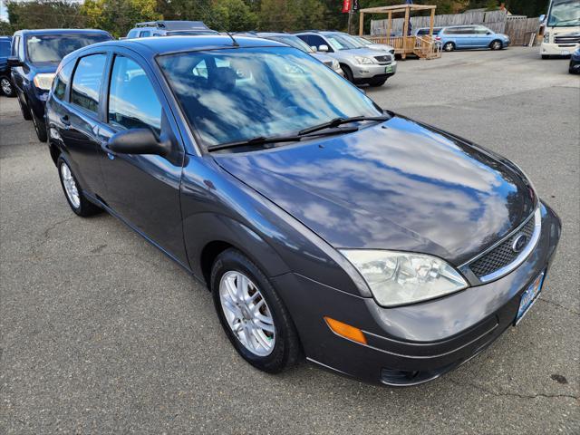 used 2005 Ford Focus car, priced at $5,995