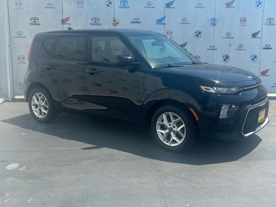 used 2020 Kia Soul car, priced at $12,995