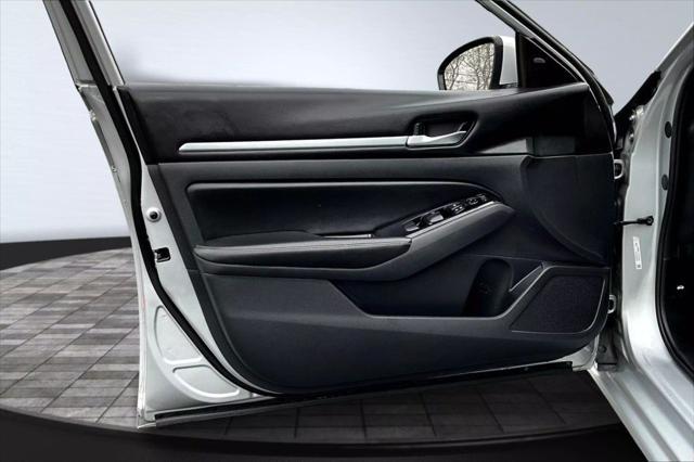 used 2023 Nissan Altima car, priced at $17,895