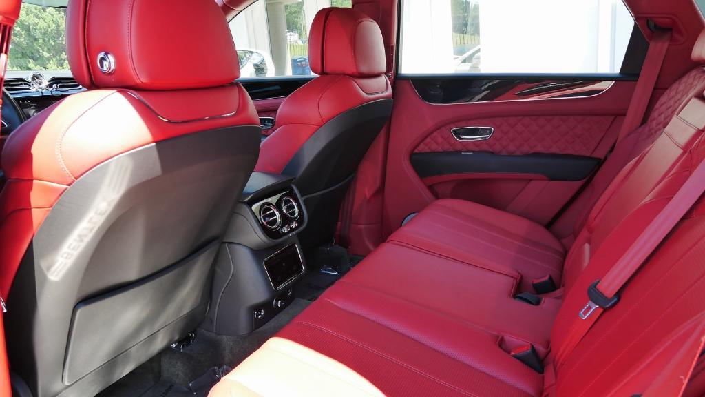 used 2022 Bentley Bentayga car, priced at $165,999