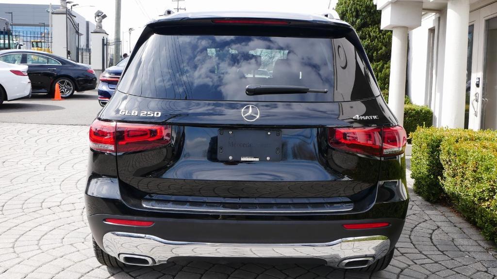 used 2020 Mercedes-Benz GLB 250 car, priced at $31,999