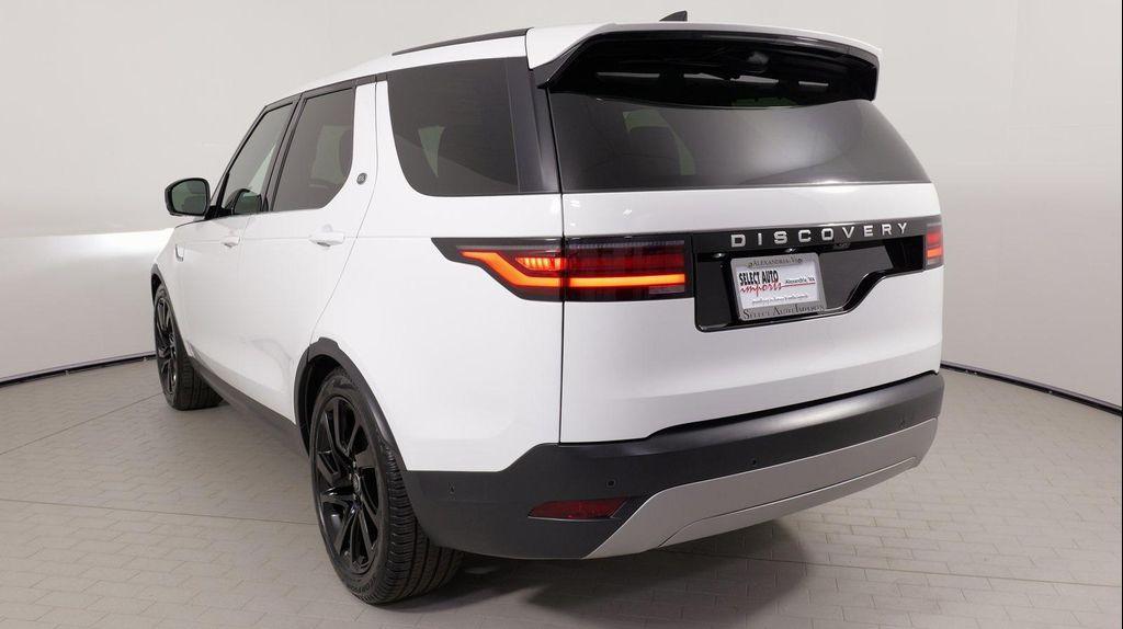 used 2024 Land Rover Discovery car, priced at $45,999