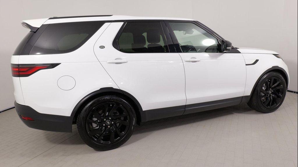 used 2024 Land Rover Discovery car, priced at $45,999